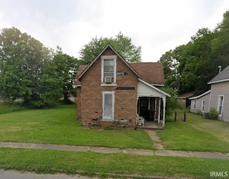 2215 Saint Charles St, Anderson, IN 46016