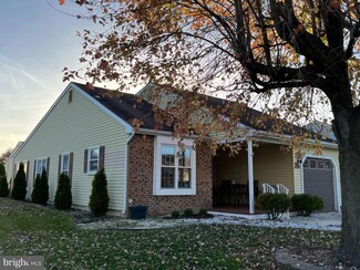 35 Bastian Dr, Mount Laurel, NJ 08054