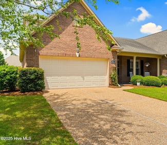 3017 Braewood Ct, Leland, NC 28451