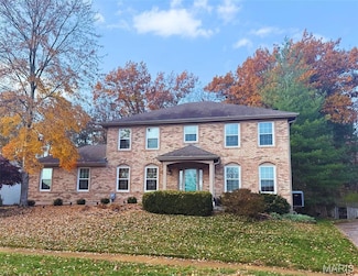 1706 Connemara Dr, Ballwin, MO 63021