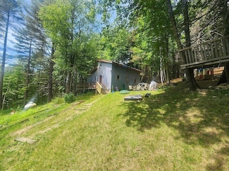 2195 Music Mountain Rd, Stockbridge, VT 05772
