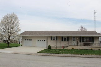 41 Church St, Burkettsville, OH 45310