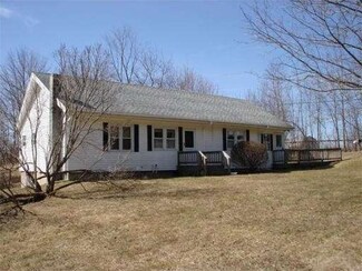 23 Jackson Ln, Barre, MA 01005