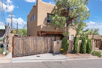 505 Juniper Dr Unit B, Santa Fe, NM 87501