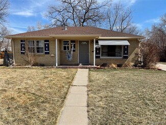 5480 Dover Ct, Arvada, CO 80002