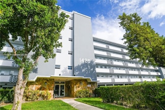 1425 Atlantic Shores Blvd Unit 204, Hallandale Beach, FL 33009
