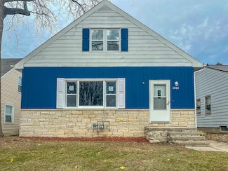 6706 W Chambers St, Milwaukee, WI 53210