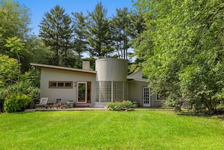 15 Relyea Terrace, Wappingers Falls, NY 12590