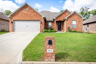 9433 Meadow Gardens Cir, Sherwood, AR 72120
