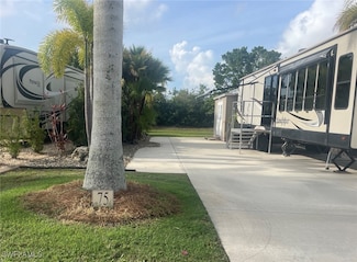 5252 Cypress Trail Resort Cir, Fort Myers, FL 33905