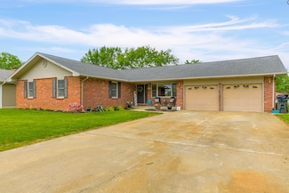1803 Beacon St, Mexico, MO 65265