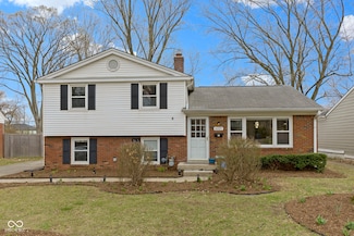 6027 Hillside Avenue Dr E, Indianapolis, IN 46220