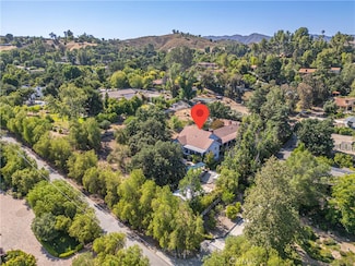 5920 Colodny Dr, Agoura Hills, CA 91301