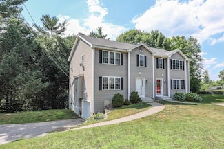 44 Rollins Rd, Epping, NH 03042