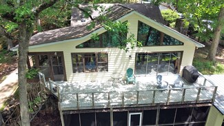 364 Cardinal Ln, Toccoa, GA 30577