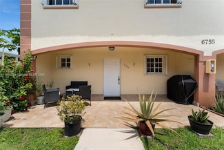 6755 NW 182nd St Unit 104, Hialeah, FL 33015