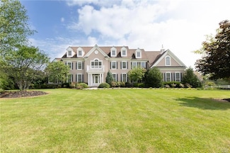 2799 Kuter Rd, Bath, PA 18014