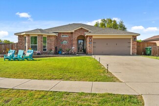 1624 Sequoia Dr, Krum, TX 76249