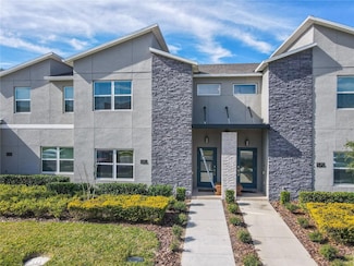 580 Pebble Beach Dr, Kissimmee, FL 34747