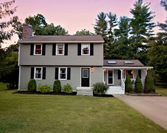 8 Cota Rd, Merrimack, NH 03054