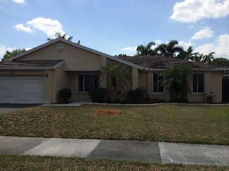 5221 SW 115th Ave, Cooper City, FL 33330