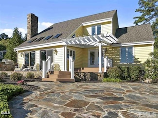 487 Oak Pointe Dr, Semora, NC 27343