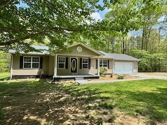 238 Laurens Ln, Grimsley, TN 38565