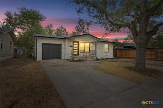 2117 S 9th St, Temple, TX 76504