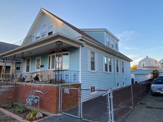 59 Calumet St, New Bedford, MA 02744