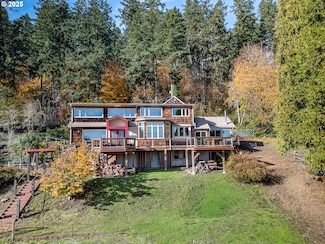 2525 Floral Hill Dr, Eugene, OR 97403