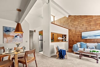 461 Dela Vina Ave Unit 209, Monterey, CA 93940