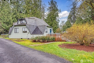 6455 NE Brigham Rd, Bainbridge Island, WA 98110