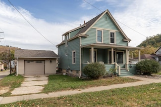 617 Potter St, Red Wing, MN 55066