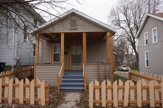 715 N Chestnut St, Lansing, MI 48906
