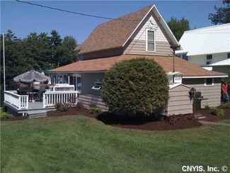 21177 Home St, Alexandria Bay, NY 13607