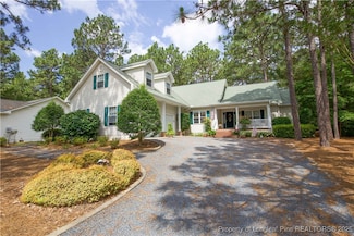 957 Blackeyed Susan Place, Vass, NC 28394
