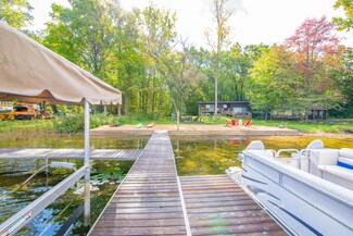 69260 Eagle Dr, Paw Paw, MI 49079