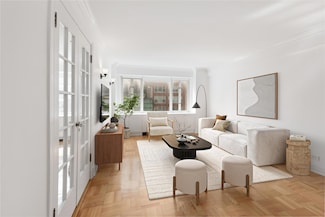 166 E 63rd St Unit 8J, New York, NY 10065