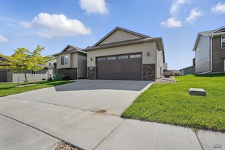 4528 Lahinch St, Rapid City, SD 57702