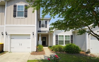 160 Lake Lily Dr, Richmond Hill, GA 31324