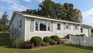 256 River Dr, Hadley, MA 01035