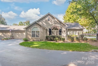 3052 Polo View Ln, Matthews, NC 28105