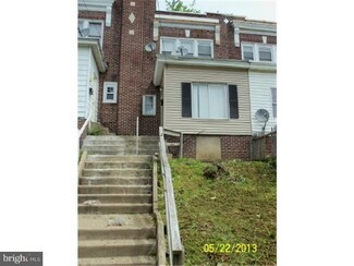 923 Keystone Rd, Chester, PA 19013