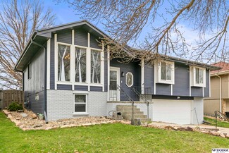 15216 R St, Omaha, NE 68137
