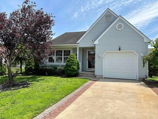 548 Saint Kitts Dr, Williamstown, NJ 08094