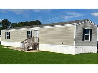 313 Mark Rd, Dillon, SC 29536