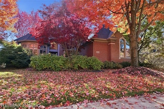 47483 Beckenham Blvd, Novi, MI 48374