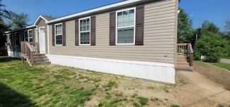 5 Mildred Ave, Raymond, NH 03077