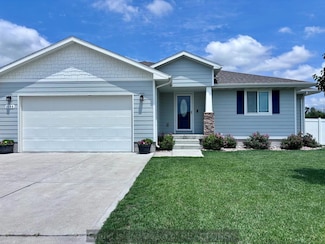 4240 Switchgrass Cir, Grand Island, NE 68803