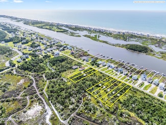 244 Waterway Dr, Sneads Ferry, NC 28460